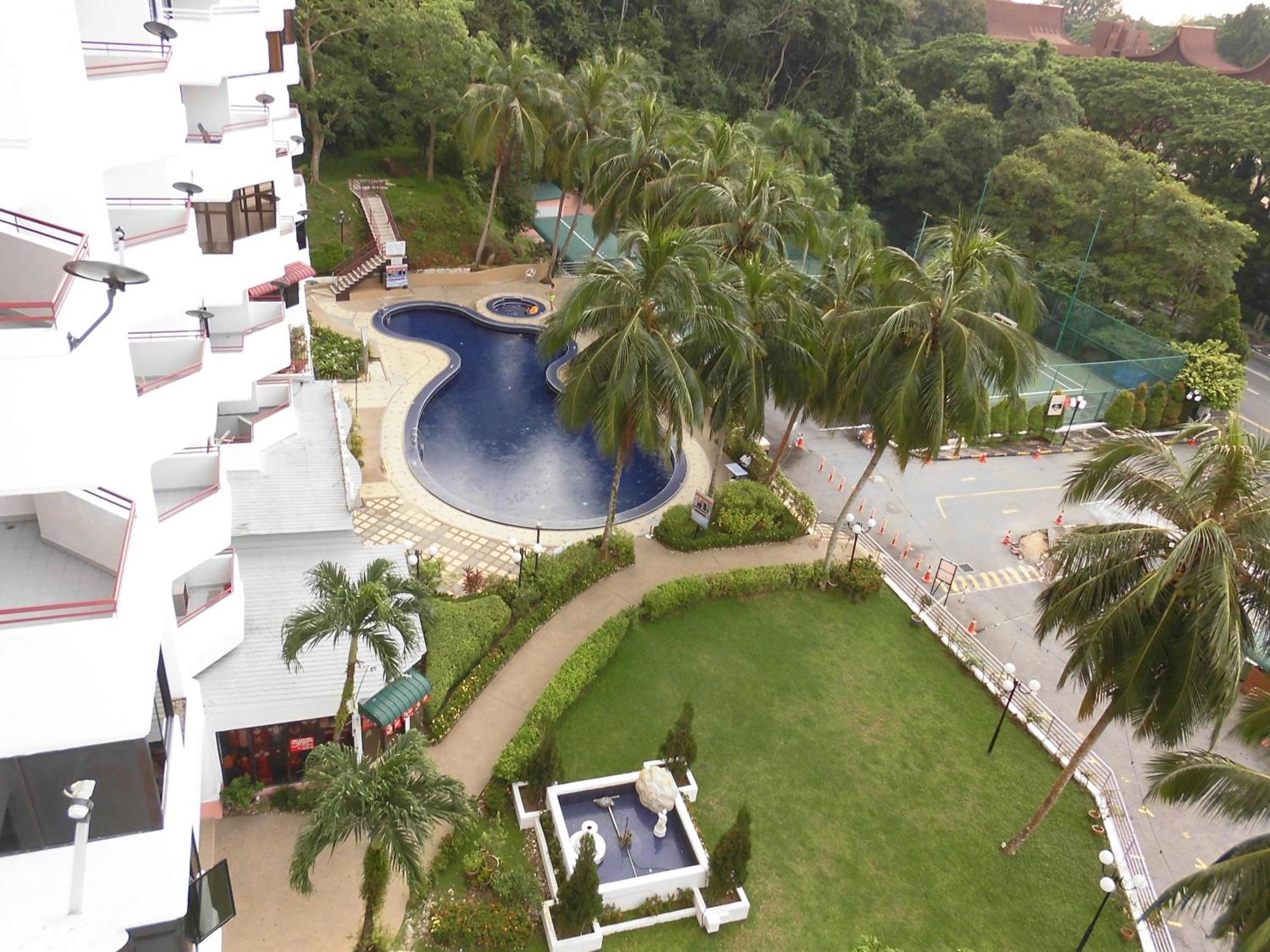 Batu Ferringhi Seaview Apartment Esterno foto
